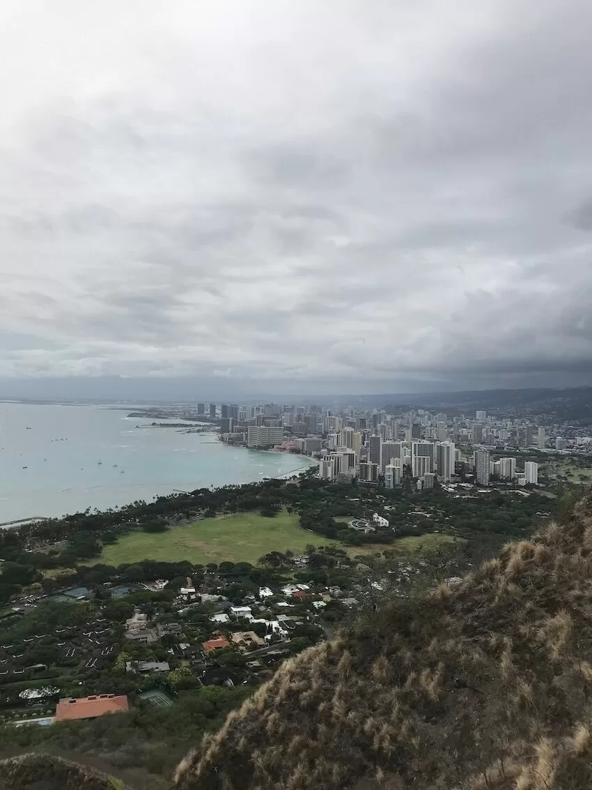 Best hikes & views in Oahu, Diamond Head Lookout