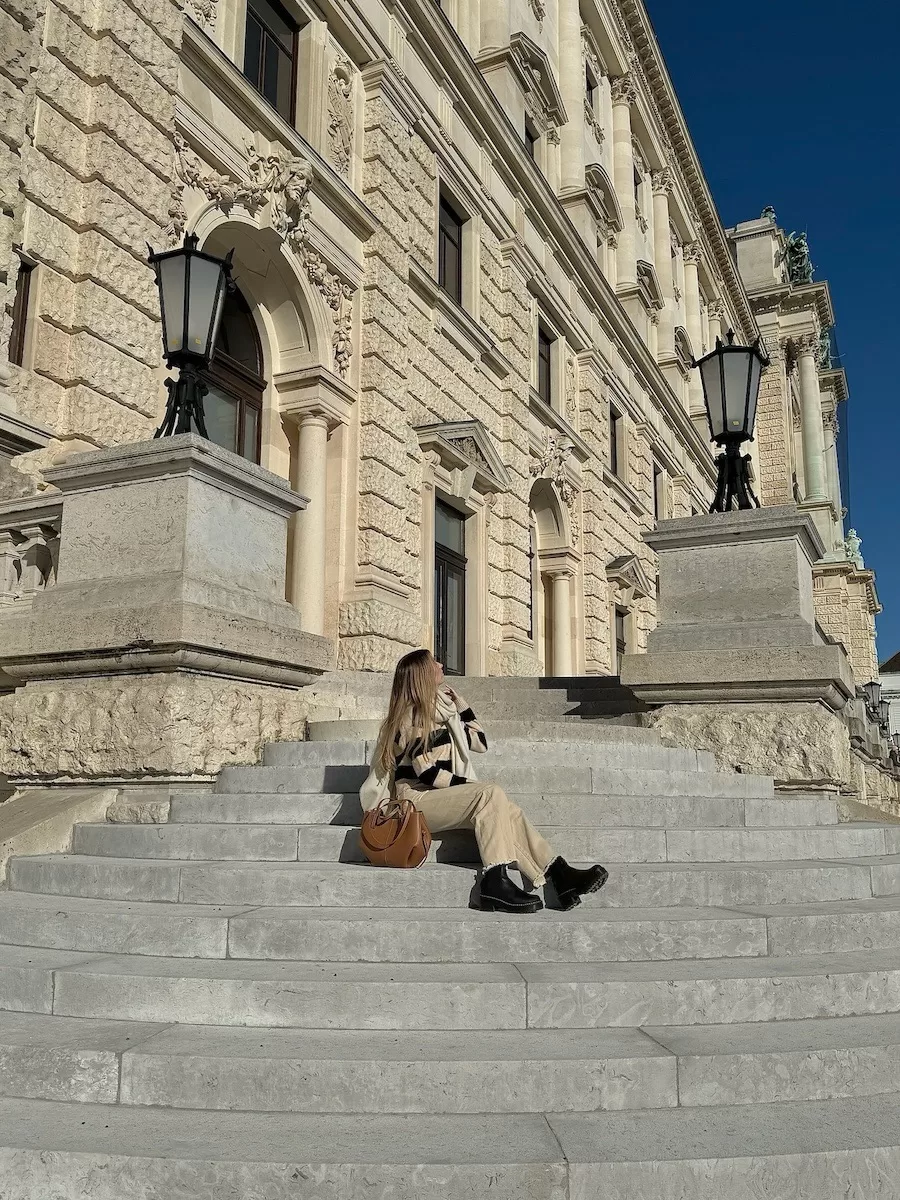 most instagrammable spots in Vienna, Weltmuseum Wien, Burggarten