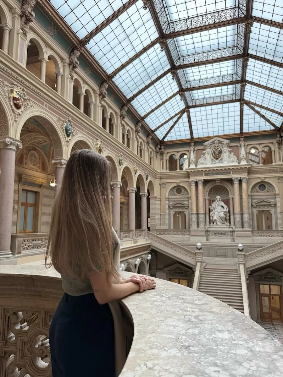 most instagrammable spots in Vienna, Justizpalast / Palace of Justice